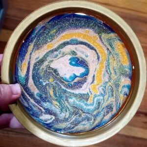 🄷🄰🄽🄳🄲🅁🄰🄵🅃🄴🄳 🄲🄾🄻🄾🅁🄵🅄🄻 🄹🄴🅆🄴🄻🅁🅈 🄿🄻🄰🅃🄴